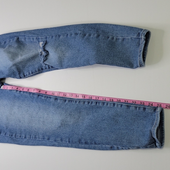 Fashion Nova Straight Leg Distressed Jeans SZ 9 - Picture 11 of 15